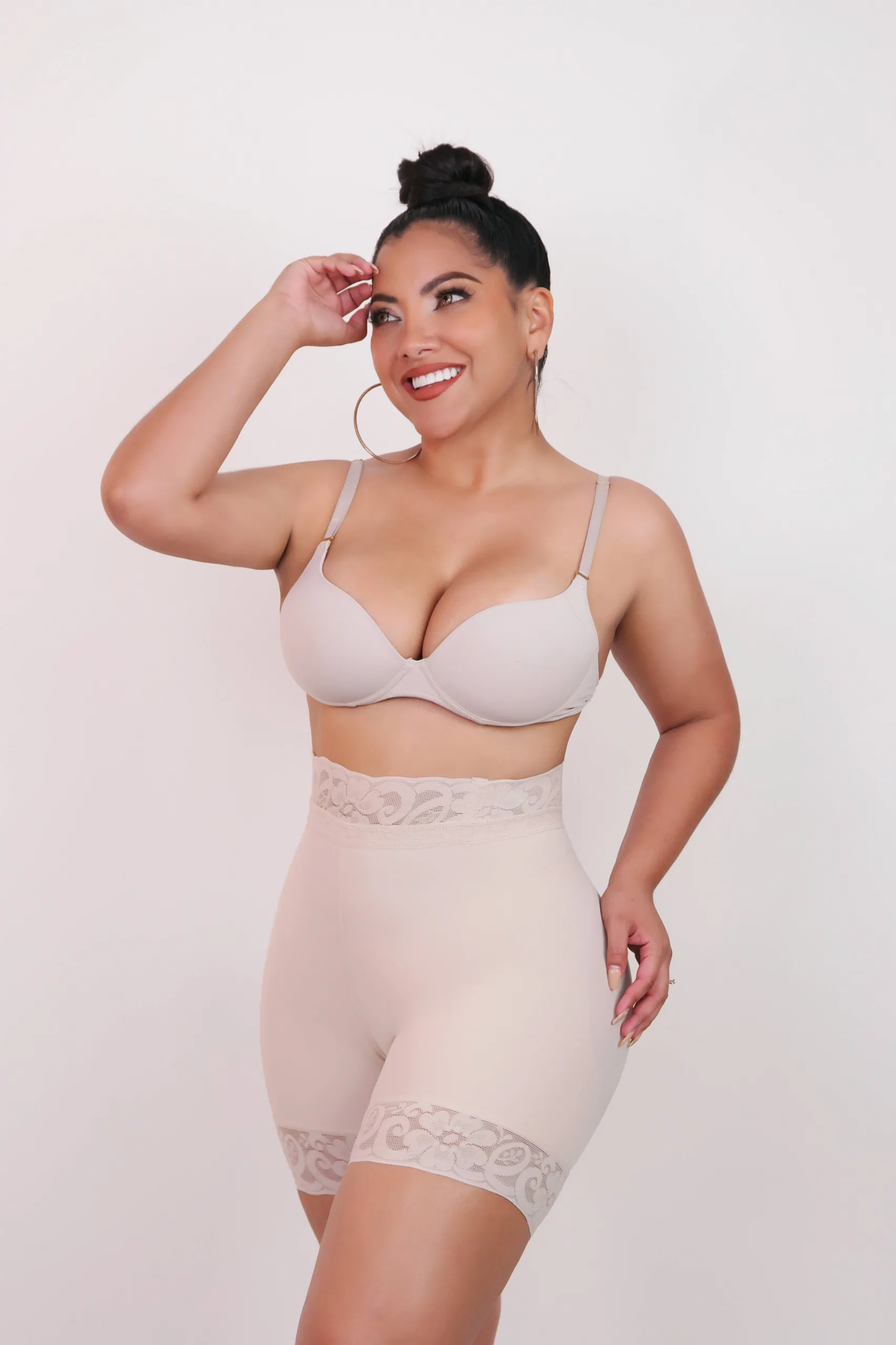 3007 – Short Peachy Butt Lifter & Tummy Control